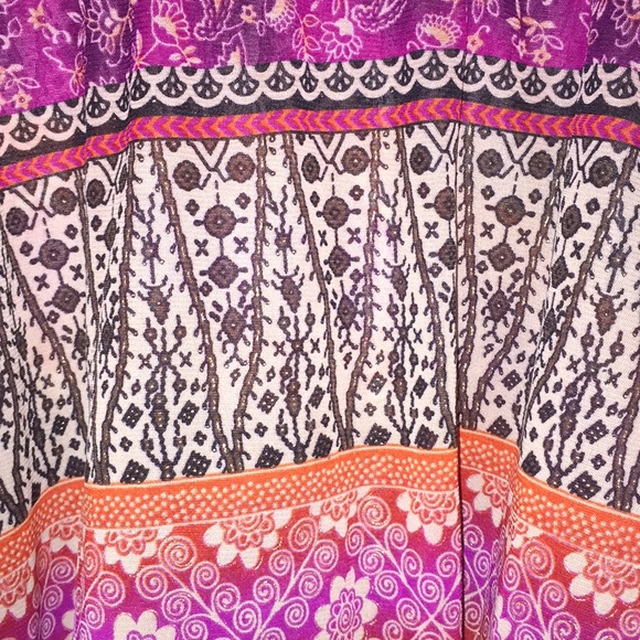 *FINAL Markdown❤️* Bohemian style shirt Sz L 🌸 - Picture 5 of 8